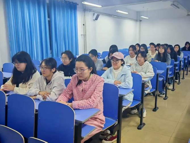 图示, 示意图
中度可信度描述已自动生成:ver1